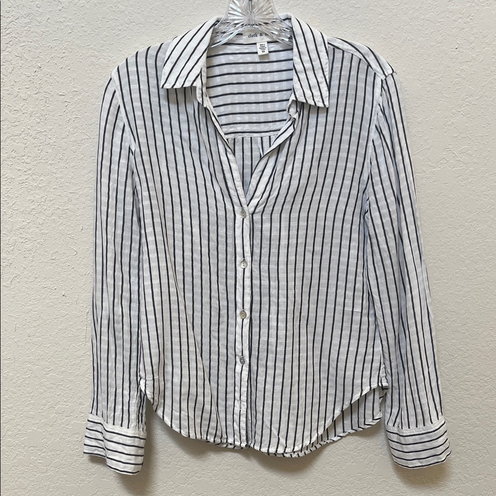 Cloth & Stone Striped Button-Front Collared Shirt - White & Black